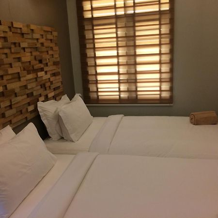 Wan's Beach Guest House Dungun Exterior foto